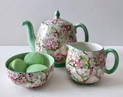 Shelley Maytime Chintz Tea Set Teapot Milk Sugar Etsy Tea Pots Pretty Tea Cups Tea Set