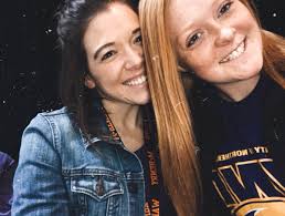 Cheyenne (@Official_Chey)