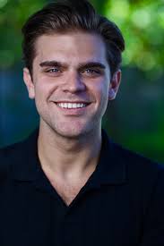 Bio + News — Ian James