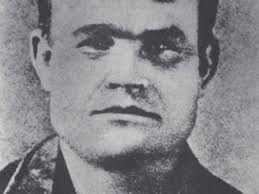 Outlaws host Thanksgiving feast