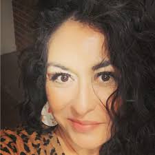 Lisa Lovato's Instagram, Twitter & Facebook