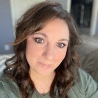 Michelle Deyo's Instagram, Twitter & Facebook