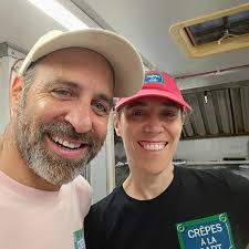 Image result for tbn:U9-jjCeq6c4_NM::image.mabulle.com/l/lo/loonie.mabulle.com/crepes.png