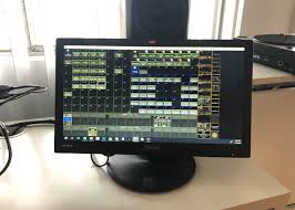 Rent Fly Portable Lighting Console Ma On Pc With Touchscreen In Los Angeles Rent For Us 300 00 Day Us 1 500 00 Week Us 9 000 00 Month Fat Llama