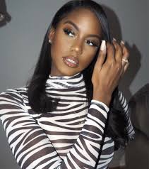 She began her film career with a role alongside robert de niro in the 1993 film a bronx tale. her subsequent film roles were small, 1995's just cause with. Beautiful Black Women On Stylevore