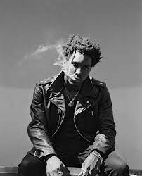 How Rapper Saint Jhn Learned To Appreciate His Own Gifts Photography Poses For Men Rapper Poses For Men