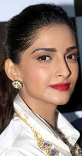 Sonam Kapoor Imdb Most Beautiful Bollywood Actress Most Beautiful Indian Actress Hot Images Of Actress