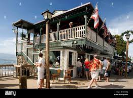 Tourists Eating At A Chesse Burger In Paradise Restaurant In Lahaina Maui Hawaii Cheeseburger In Paradise Restaurant Lahaina Stock Photo Alamy