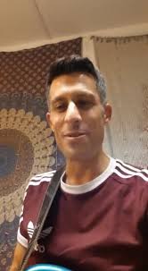 MÉS PRESENTACIONS, MÉS PRESENTACIONS ‼️ Avui el nostre bateria Pere Jané  Lligé 🥁 ens dedica "Help!" dels Beatles en ✨ EXCLUSIVA✨ ! Només per a  vosaltres beatingueros! Ja li podeu seguir