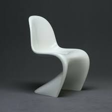 The panton chair is produced by vitra in polyurethane. The Panton Chair Von Verner Panton Fur Vitra Bei Pamono Kaufen