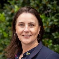 80+ "Elizabeth Helton" profiles