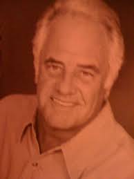 What an incredible keyboardist. Jeff is the man!