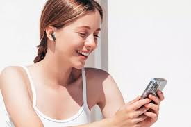 Singles: Mario, Emma Pollock, Editors, Katie Melua and Alison Moyet