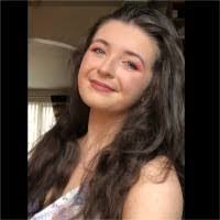 Rachel Torrance's Instagram, Twitter & Facebook