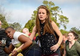 Die schlinge um den hals (heads will roll) staffel 2 episode 1 (under the dome 2x01) die kuppel magnetisiert sich überraschend, was für einige bewohner von chester's mill, unter anderem linda. Staffel 3 Under The Dome Wiki Fandom