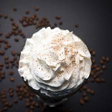 Creme Chantilly Secrets Et Recette De La Creme Chantilly Reussie Creme Chantilly Recette Creme Chantilly Recette