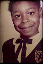 1990 HOGAR Y OTRAS CASAS COMERCIALES , LAMENTABLEMENTE HOGAR SUFRIO GRANDES  INCENDIOS DURANTE APAGONES QUE AFECTARON LIMA Y CALLAO ADEMAS GRAN PARTE DE  LA COSTA