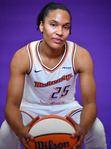 Back where it all began 🧡 Alyssa Thomas returns to Connecticut for the  first time as a member of the Mercury! Watch at 7pm/ET on League Pass.
