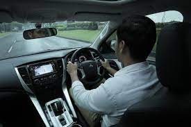 Tips Menjaga Emosi Saat Berkendara Mitsubishi Bogor