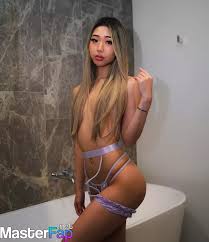 Michelle Lee Unleashed - Raw & Uncensored Nudes of a True Goddess