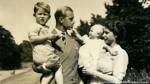 Queen elizabeth ii's father and hrh the duke of edinburgh (prince philip)'s mother's lines: Obituary Prince Philip Backbone Of The Uk Royal Family Dies At 99 Europe News And Current Affairs From Around The Continent Dw 09 04 2021