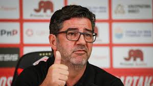 Maybe you would like to learn more about one of these? Rui Vitoria Nao Quer Alimentar Novelas Nem Falar Com Jorge Jesus Ate Agora Nunca Nos Falamos E Tambem Nao Nos Vamos Falar Observador