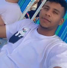 Brando Abreu en personas