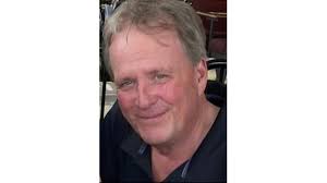 Gordon MacMillan Obituary