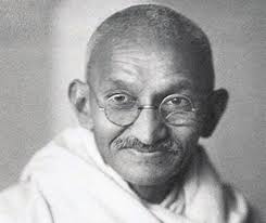 India Day Parade draws Crowds despite of Inclement Weather