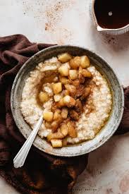 Creamy Cinnamon Apple Oatmeal Vegan Recipe Apple Oatmeal Food Vegan Comfort Food