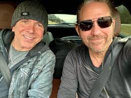 Fun gig last night in Versailles, Ohio and now Paul Taylor & I are headed  back to snowy Nashville!