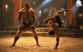 Nahodne sa striedaju rôzne sceny, ktore vyustia vo finalnom zapase.bitiek je tu prekvapivo neurekom, ale ich kvalita je väcsinou mizerna. Kickboxer Retaliation 2018 Kung Fu Kingdom