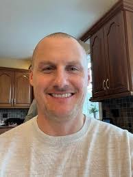 Scott Thon's Instagram, Twitter & Facebook