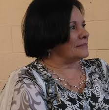 Jeers!!!!! Went to red lobster last night. Service was terrible!!! Got  there at 6 and didn't get drinks till 715. Didn't get appetizers till 725.  Didn't get food till 730. My food