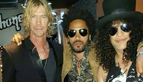 Slash Duff And Lenny Kravitz Before The Reunion Show At The Troubadour April 1st 2016 Bandas De Rock Bandas Heroe