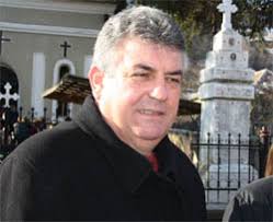 Ion Nicolae va reabilita căminul cultural din satul Robeşti