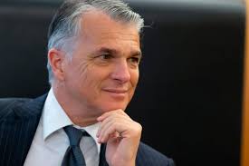 Ermotti ristruttura il Wealth Management di Ubs e taglia 500 banker