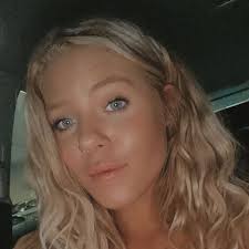 Cass ☀️ Ware (@cassie_lynnae) • Instagram photos and videos