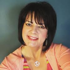 Lisa Huffmaster's Instagram, Twitter & Facebook