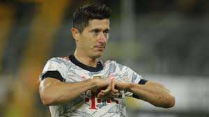 Bayern women advance to set up chelsea clash. Bayern Munich Put A Price On Robert Lewandowski As Com