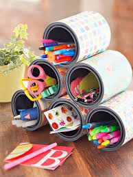 Çocuğunuza kendiniz bir oyuncak yapmak istiyorsanız en kolay yumuşak oyuncak olduğunu düşündüğüm eldivenden yapılan kolay. 15 Creative Crafts Made From Recycled Household Items Elisi Odalari Fikirler Kalemlik