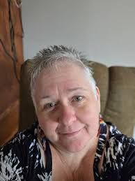 Hi! I'm new to this group. I recently joined because I freaking love  Friends!!!!!