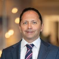 Peter Miele's Instagram, Twitter & Facebook