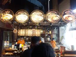 Di warung pasta ini anda bisa menikmati aneka sajian panganan dari negeri klosarium ini plus ngobrol bersama teman. Pengalaman Makan Murah Di 7 Tempat Singapura The Travelearn