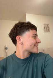 Vidéos de Lou’s barber (@lous_barber) avec original sound