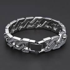 Des surfaces brillantes sont alternées à de splendides décorations en frises baroques, inspirées de l'époque des. Bracelet Cubain En Or Blanc Plaque Or 18 Carats Pour Homme Achat Vente Bracelet Gourmette Bracelet En Argent Pour Homme Soldes Sur Cdiscount Des Le 20 Janvier Cd