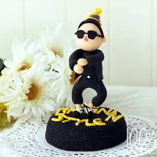 Different Style Birthday Cake Similar Foods Custom Birthday Cake Topper Gangnam Style Move By 100original 70 00 Custom Birthday Cakes Birthday Cake Toppers Music Cakes