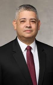 Carlos Lantigua's Instagram, Twitter & Facebook