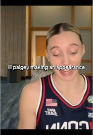 Paige Lloyd's Instagram, Twitter & Facebook