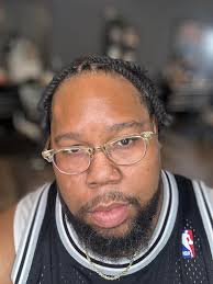 Cornell Perkins (@kingacedabarber) • Instagram photos and videos